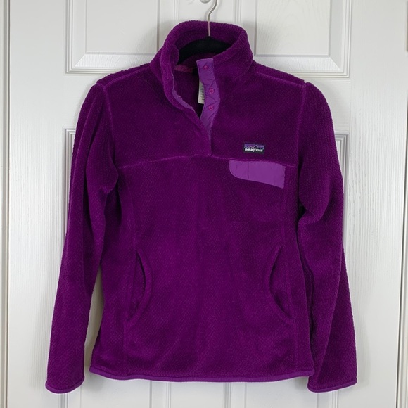 Patagonia Tops - Patagonia purple re tool snap pullover sz xs